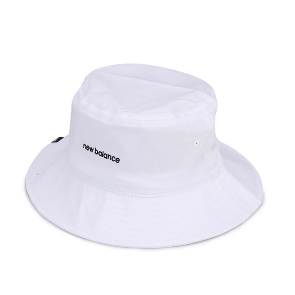 NWT New balance white bucket hat